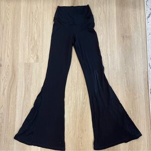 Aerie Real Me Hi Rise Flare Yoga Pant